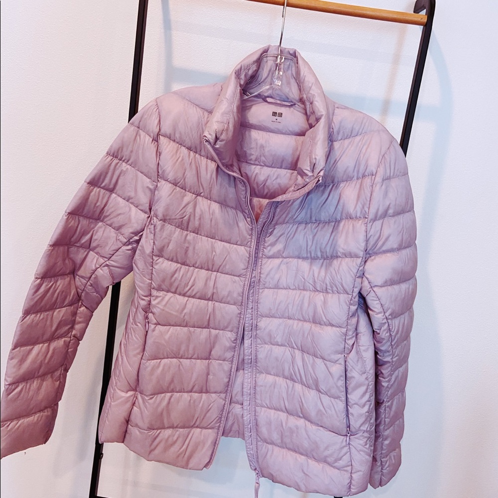 Uniqlo lightweight puffer jacket